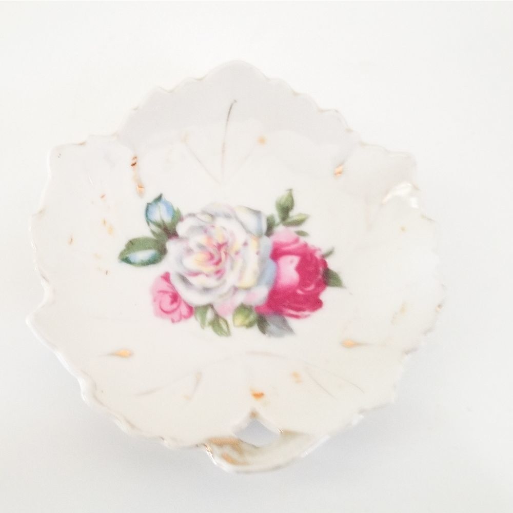 Vintage little tea/spoon plate trinket